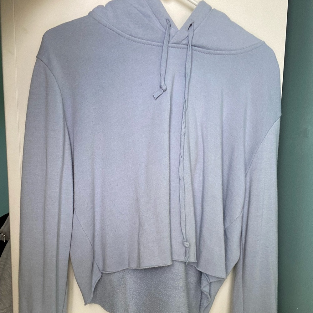 super comfy brandy Melville cropped sweatshirt!